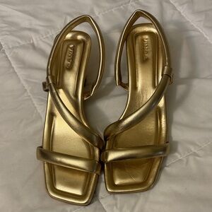 Vince Coline Leather Metallic Gold Kitten Heels Sandals Sz 41